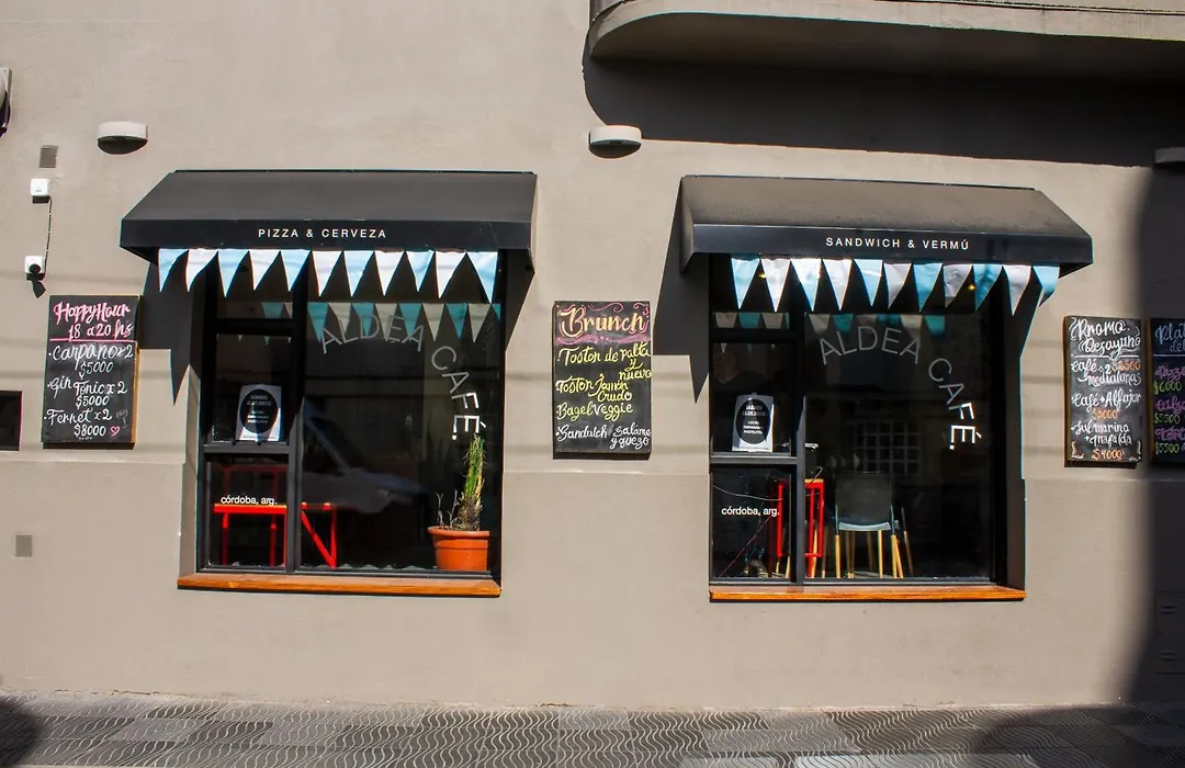 Aldea Hostel & Cafe-1